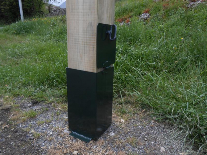 Fourreau pour potelet bois